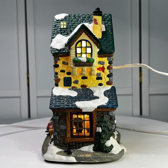 Santas Workbench Main Street Barber Christmas Village Building (Damaged) 1999 - Picture 5 of 11